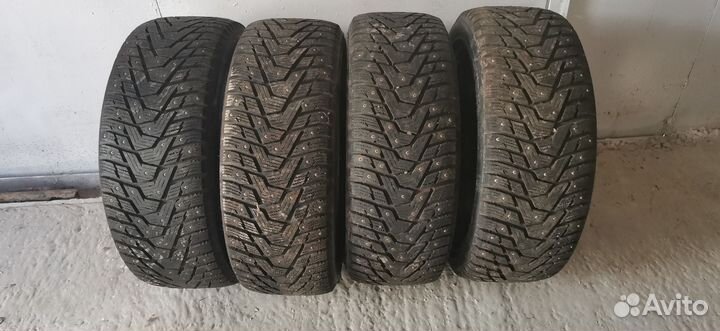 Hankook Winter i'Pike X W429A 215/45 R17 91T