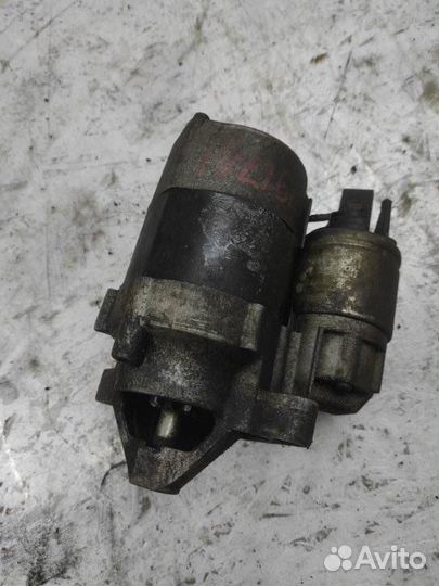 Стартер Renault Scenic рест. 2003 8200266777E