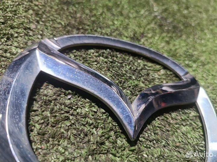 Эмблема Mazda 3 BK 2003-2008