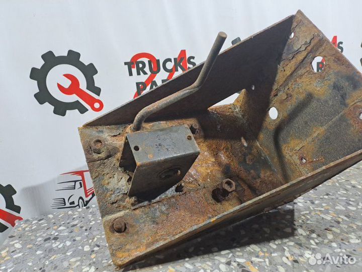 Механизм подъема запасного колеса Mercedes-Benz