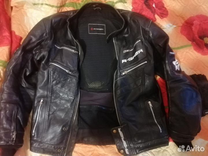 Мотокуртка