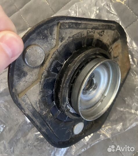 Опора переднего амортизатора для Toyota C-HR