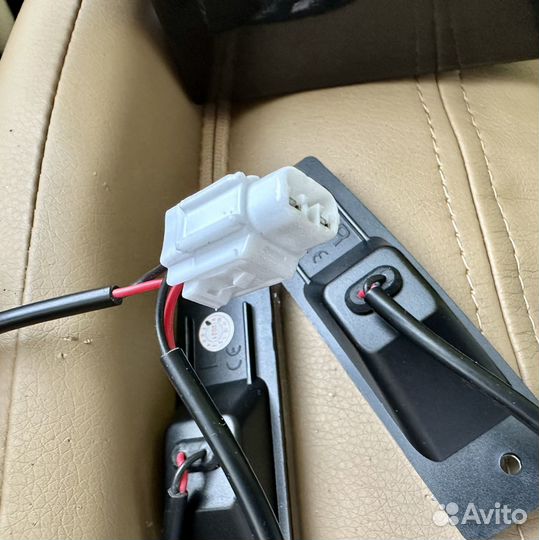 Подсветка номерного знака Toyota Prado