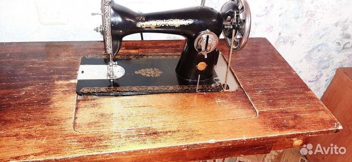 Швейная машинка пмз им. Калинина