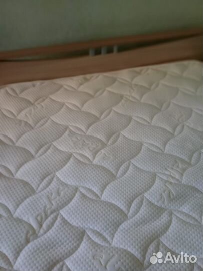 Кровать с матрасом 120х200 бу
