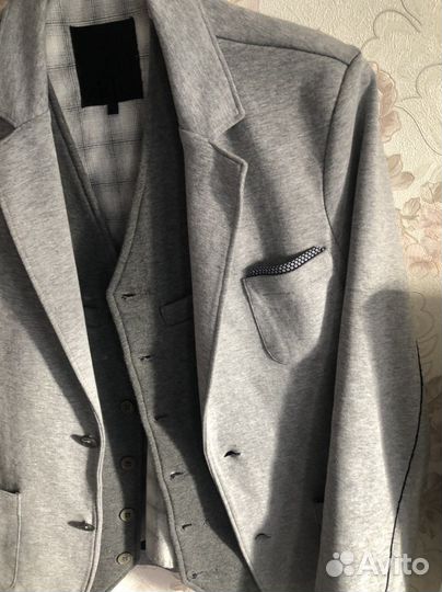 Трикотажный пиджак