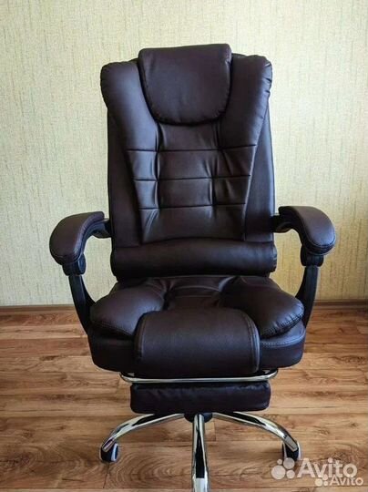 Офисное кресло (геймерское). Кресло для директора
