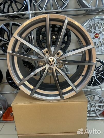 Диски 17/5/112 Притория на Skoda A5 A7 VW Jetta