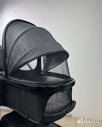 Новая коляска 2в1 Экокожа Luxmom 608