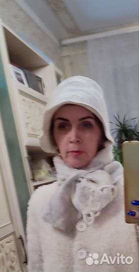 Комплект:шляпа из войлока и шарф