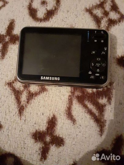 Фотоапарат самсунг мини размер5х9мало пользованый