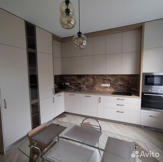 Кухня новая