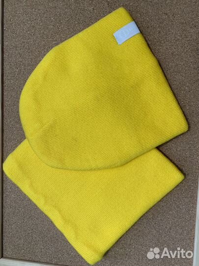 Новые шапки и шлемы на девочку 46-50