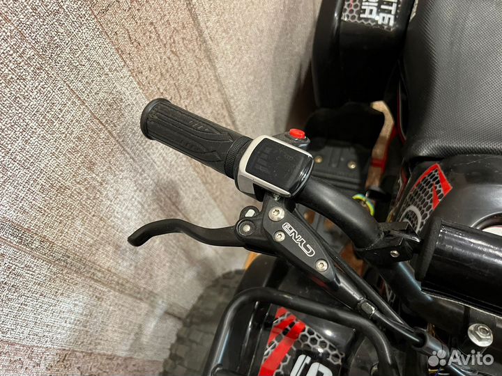 Продам детский электроквадроцикл 1.5 квт