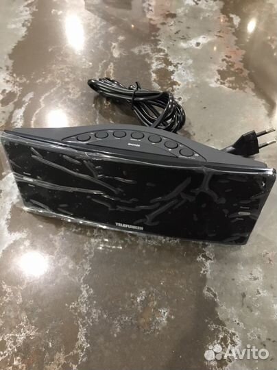 Радиоприемник с будильником Telefunken TF-1587