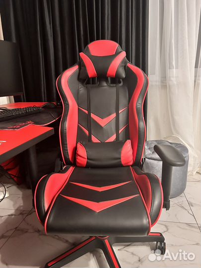 Игровой стол и кресло