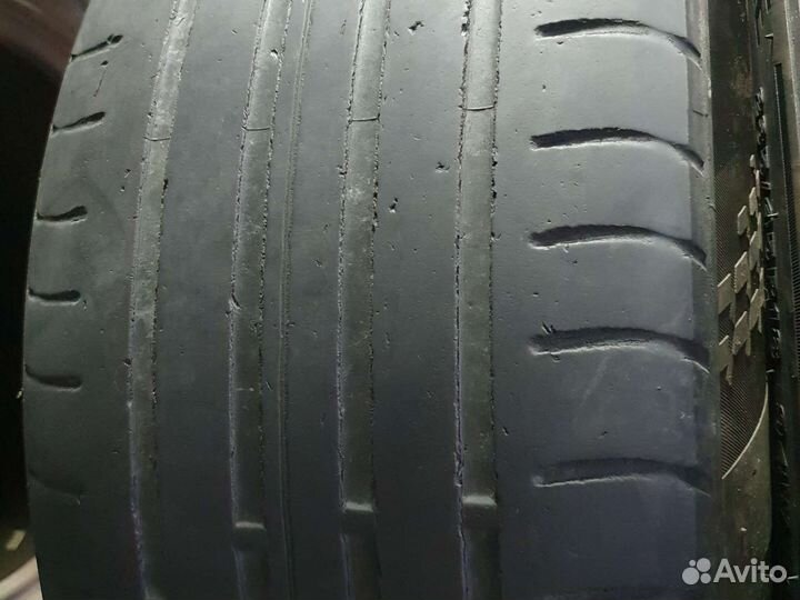 Kumho Ecsta HS51 225/55 R17 101W