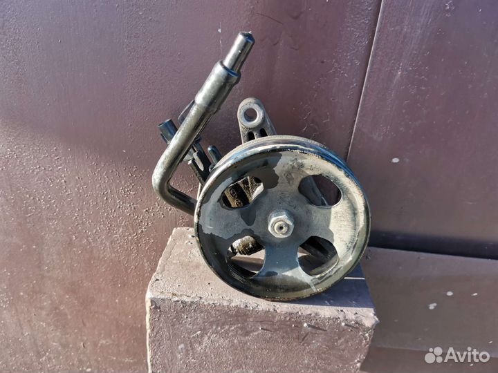 Насос гур solaris