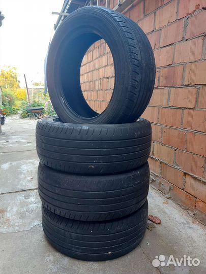 Maxxis Bravo HP-M3 235/55 R17