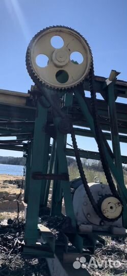 Эстакада подачи круглого Леса