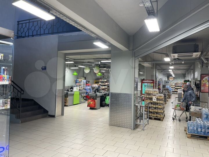 Торговая площадь, 2100 м²