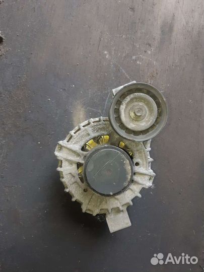 Land Rover Range Rover Evoque генератор