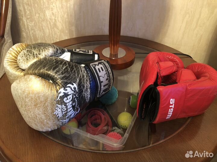 Боксерские перчатки 12 oz TOP king