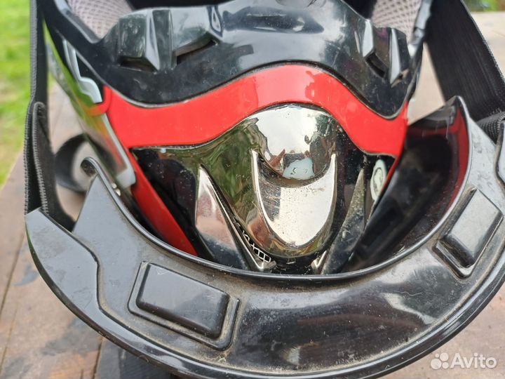 Кроссовый шлем