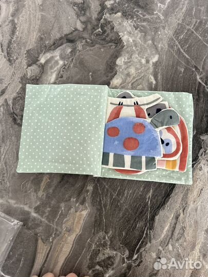 Мягкая книжка шуршалка для малыша