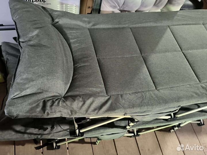 Раскладушка с матрасом новая с чехлом