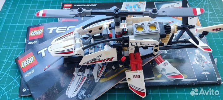 Lego Technic 42057 (Сверхлёгкий вертолёт)