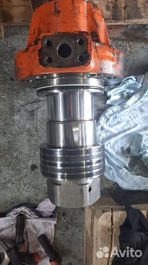 Цилиндр ковша CYL bucket Hitachi ZX470LCH-3