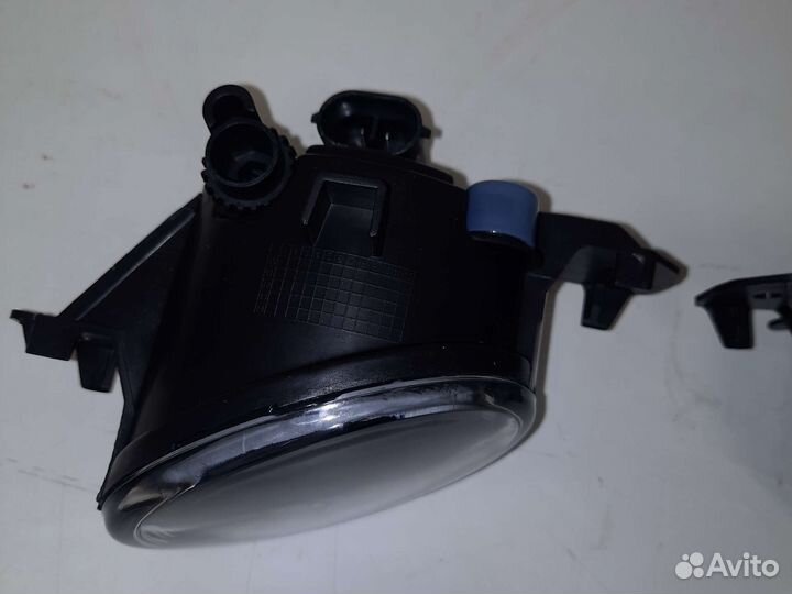 Противотуманная фара Renault symbol