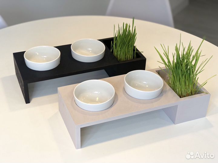 Двойная миска для кошек на подставке