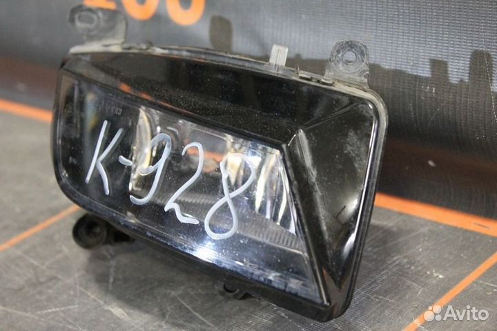 Фара противотуманная левая - Audi A4 B8