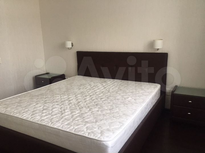 2-к. квартира, 80 м², 5/6 эт.