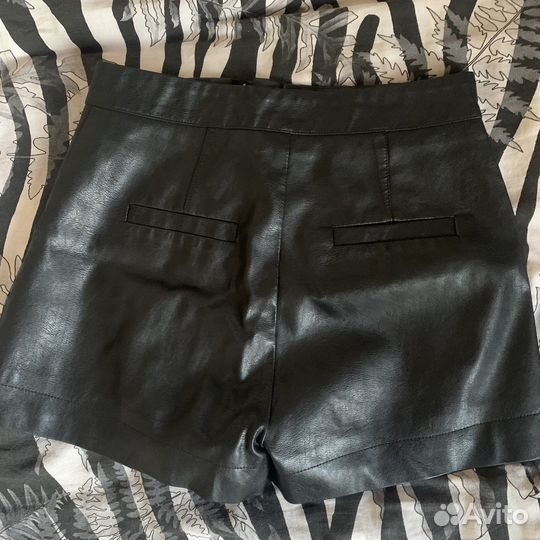 Шорты кожаные