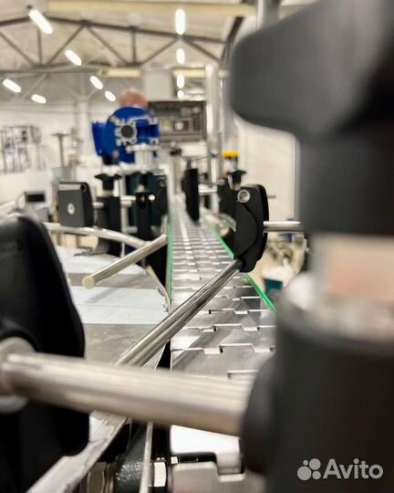 Транспортировочный конвейер / транспортер