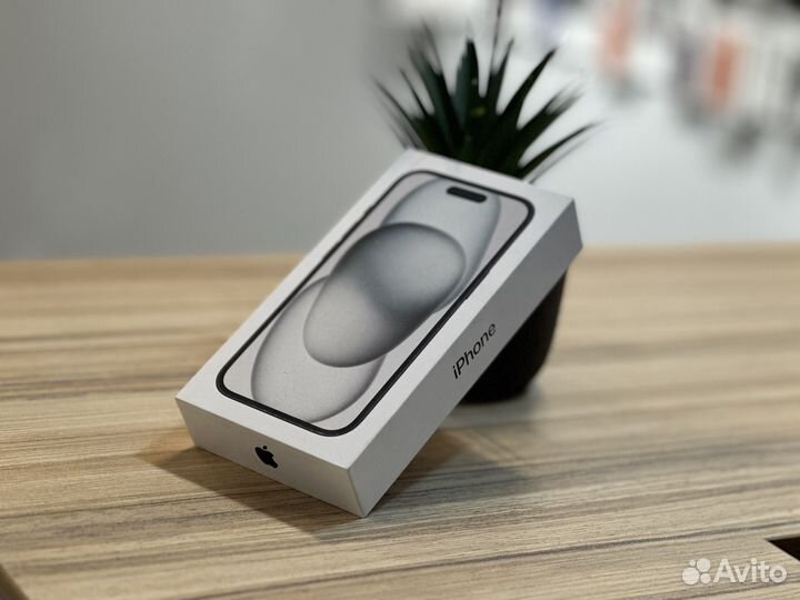 iPhone 15, 128 ГБ