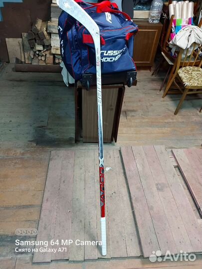 Клюшки хоккейные