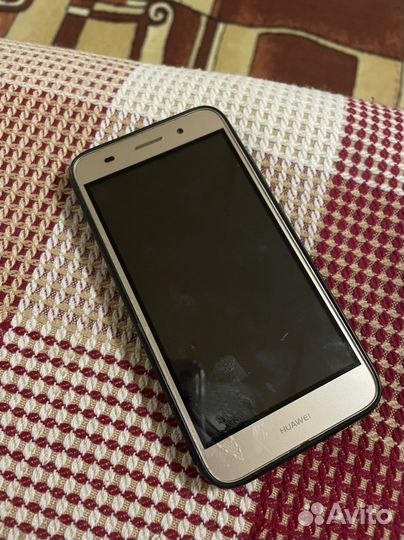 HUAWEI Y3 2017, 8 ГБ