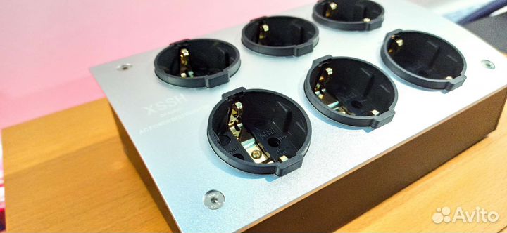 Распределитель питания Furutech