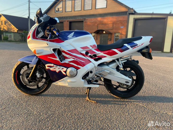 Honda cbr600 f2