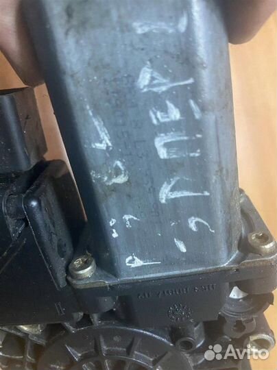 Моторчик стеклоподъемника Audi A3 (8L1) 1996-2003