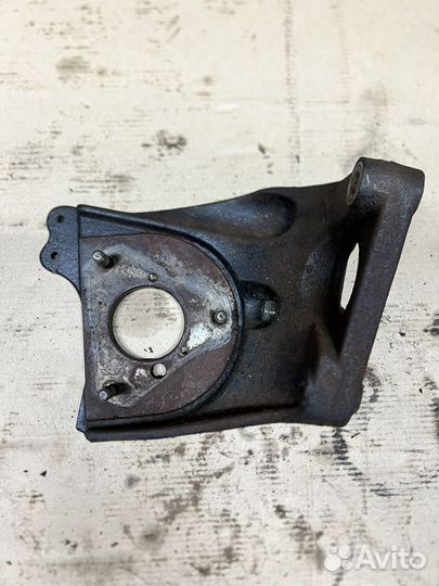 Кронштейн тнвд cd20t nissan serena