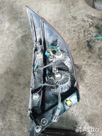 Фонари lancer 9