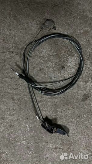 Трос багажника carina e