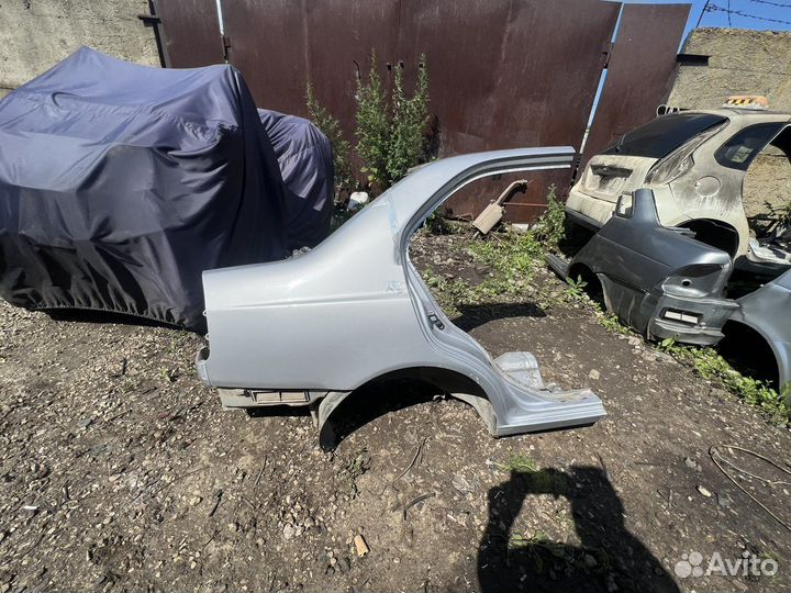 Заднее правое крыло Hyundai Accent