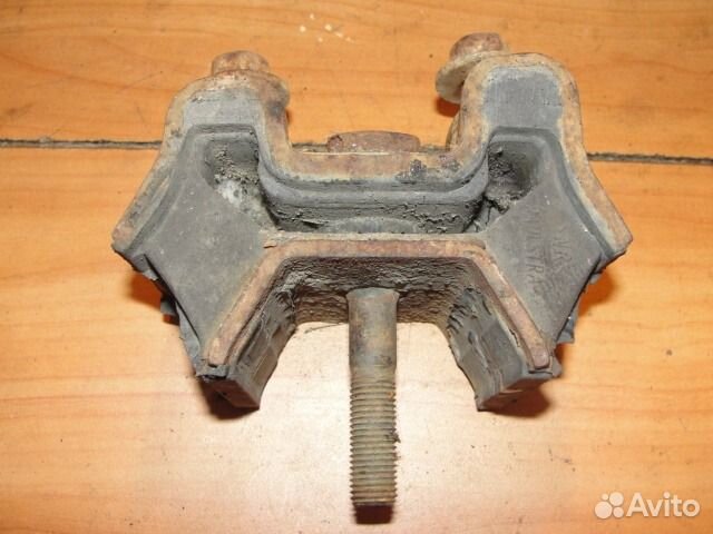 АКПП подушка Mercedes ml w163 02г