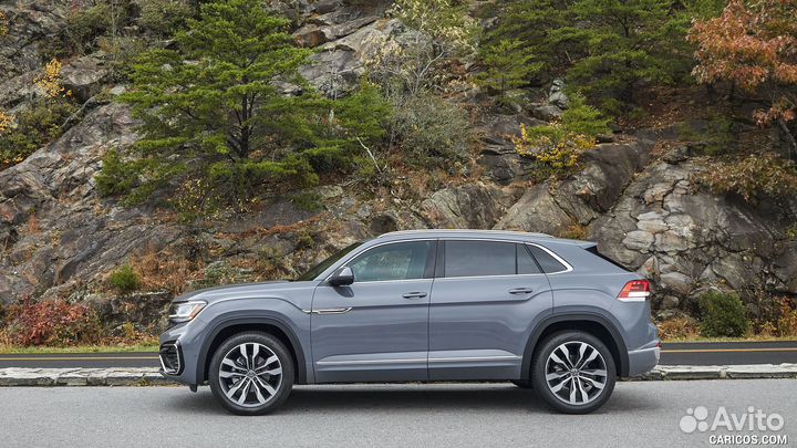 Аренда кроссовера Volkswagen Atlas без водителя